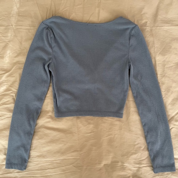 Cropped Ribbed Henley Shirt - Picture 2 of 4